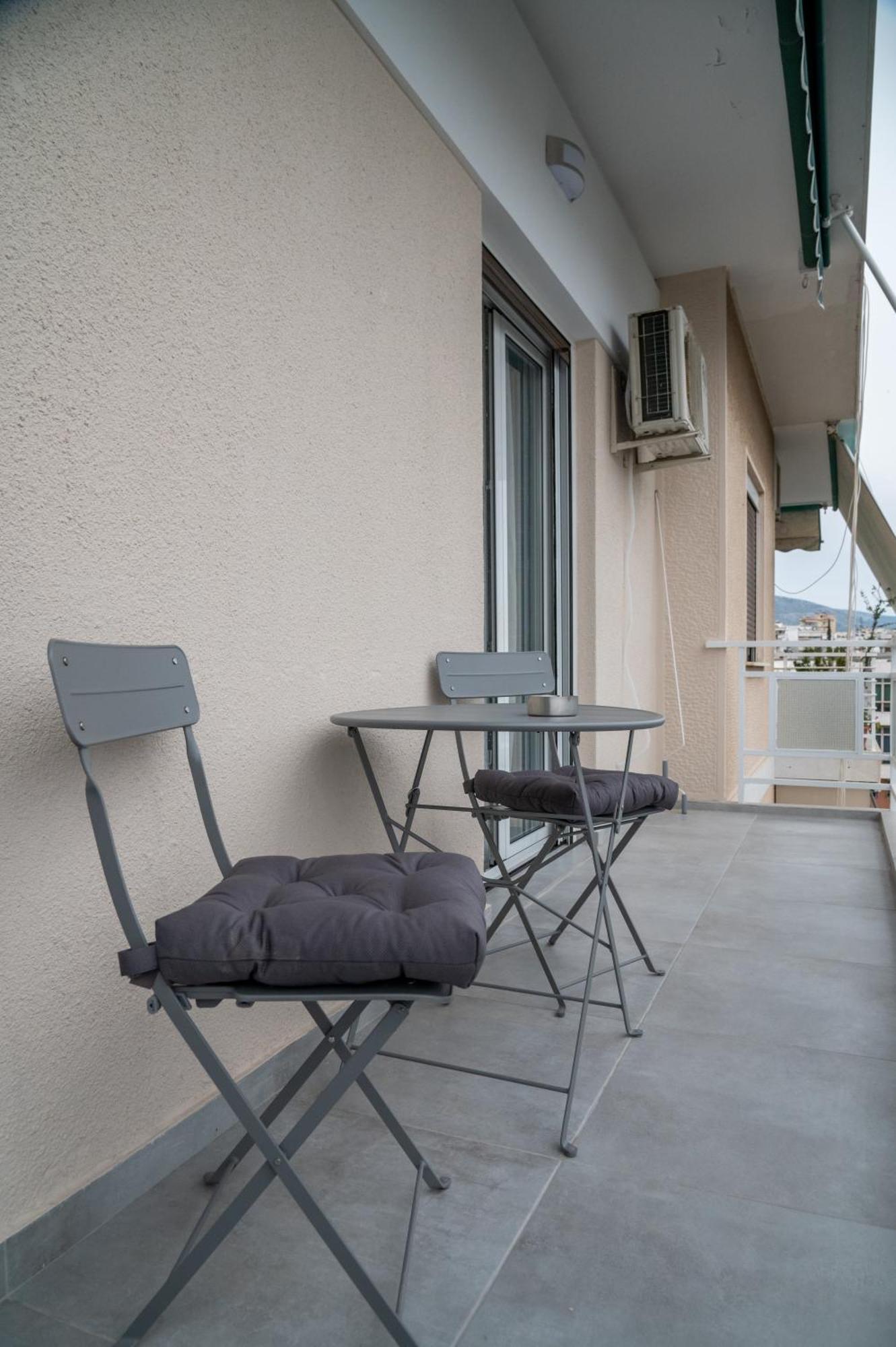 Central Apartment Near To Acropolis Area Athens Luaran gambar
